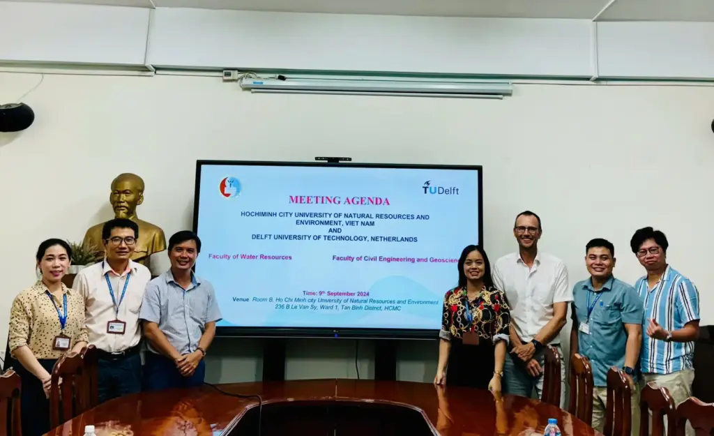Trường ĐH Tài nguyên và Môi trường Tp. HCM