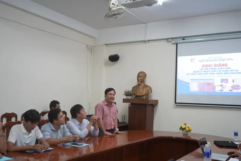 [PIC] Khóa bồi dưỡng kiến thức "Quản lý mạng lưới cấp nước đô thị an toàn, hiệu quả bằng phần mềm WaterGEMS".