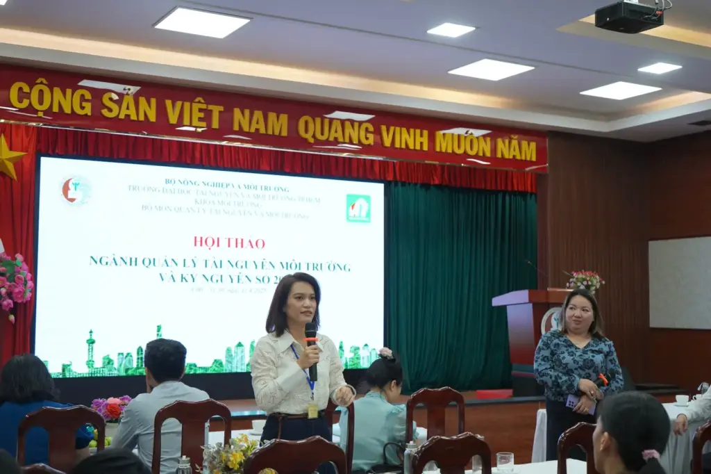 Hội thảo “Ngành Quản lý Tài nguyên Môi trường và Kỷ Nguyên số 2025”