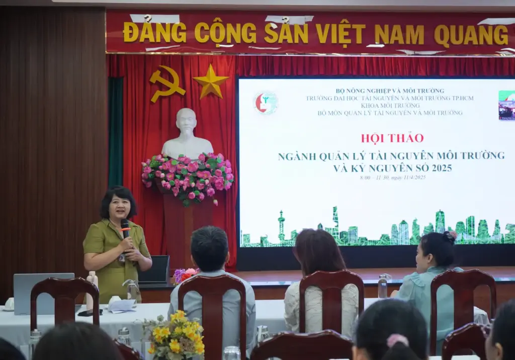 Hội thảo “Ngành Quản lý Tài nguyên Môi trường và Kỷ Nguyên số 2025”