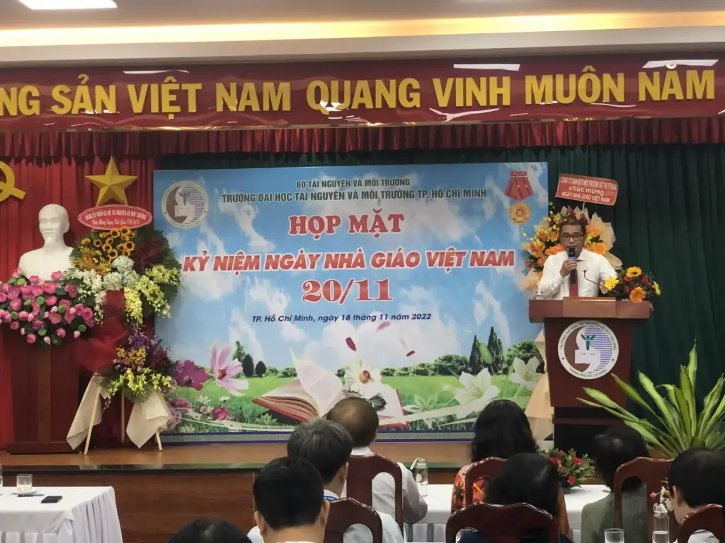 CHÀO MỪNG NGÀY NHÀ GIÁO VIỆT NAM!