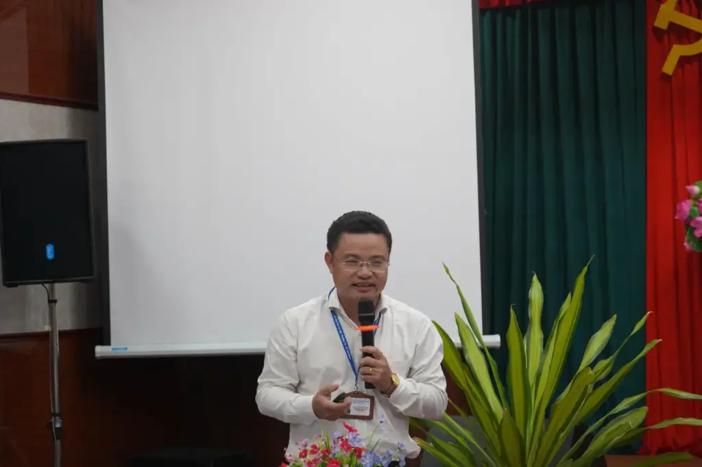 Hội nghị tổng kết, đánh giá kết quả công tác tư vấn tuyển sinh và tuyển sinh năm 2022 và đề xuất các giải pháp, phương hướng nâng cao hiệu quả của công tác tư vấn tuyển sinh và tuyển sinh năm 2023