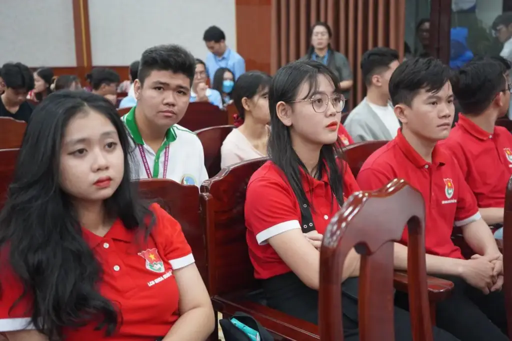 Chương trình "Ngàn lời tri ân"