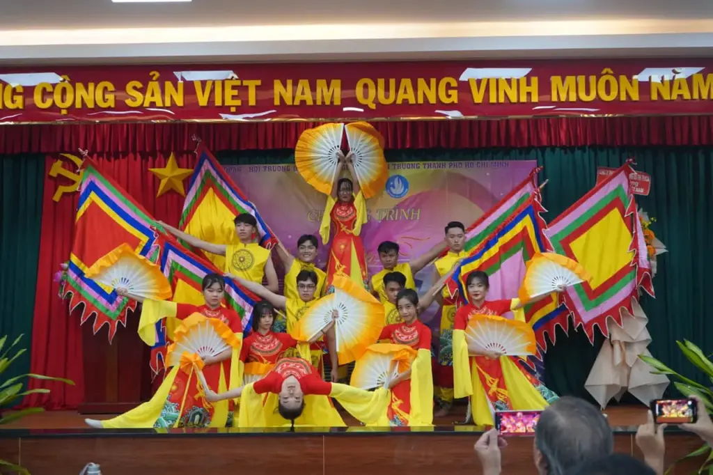 Chương trình "Ngàn lời tri ân"