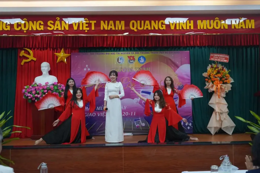 Chương trình "Ngàn lời tri ân"