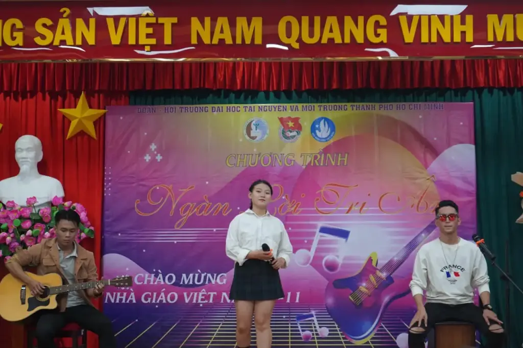 Chương trình "Ngàn lời tri ân"