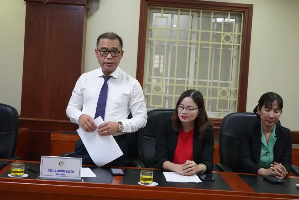 Lễ ký kết MOU giữa Trường Đại học Vinh và Trường Đại học Tài nguyên và Môi trường TP. Hồ Chí Minh