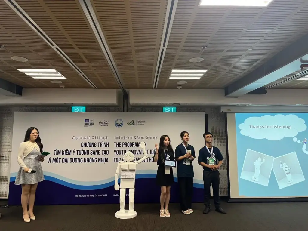 Đội Cá voi của Trường đại học Tài nguyên và môi trường TP. HCM vào top 5 vòng chung kết Chương trình tìm ý tưởng sáng tạo vì một đại dương không nhựa