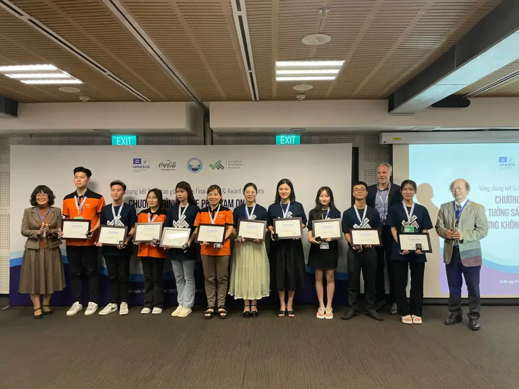 Đội Cá voi của Trường đại học Tài nguyên và môi trường TP. HCM vào top 5 vòng chung kết Chương trình tìm ý tưởng sáng tạo vì một đại dương không nhựa