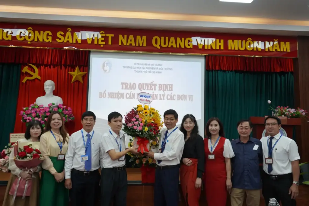 Lễ trao quyết định điều động, bổ nhiệm, bổ nhiệm lại cán bộ quản lý