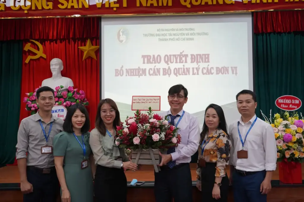 Lễ trao quyết định điều động, bổ nhiệm, bổ nhiệm lại cán bộ quản lý