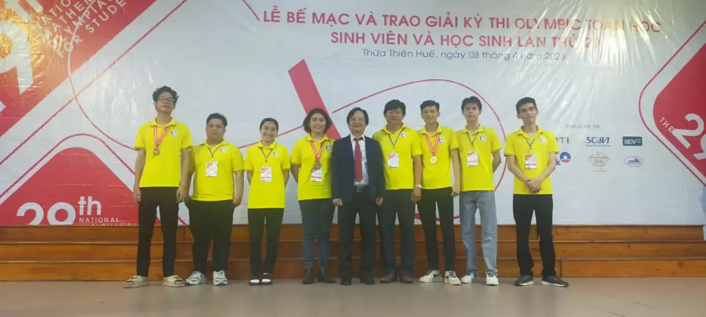 Chúc mừng các bạn Sinh viên HCMUNRE đã đạt thành tích trong kỳ thi Olympic Toán học Sinh viên và Học sinh toàn quốc năm 2023.