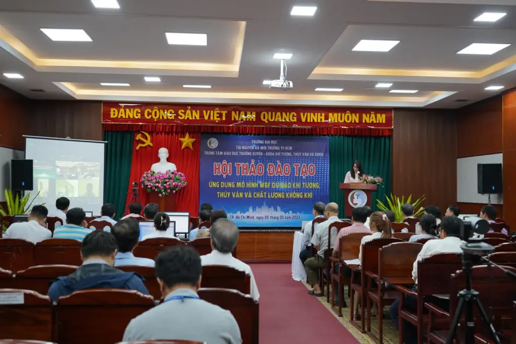 Hội thảo Đào tạo Ứng dụng mô hình WRF dự báo Khí tượng Thủy văn và Chất lượng không khí