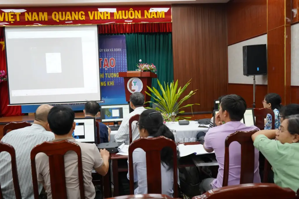 Hội thảo Đào tạo Ứng dụng mô hình WRF dự báo Khí tượng Thủy văn và Chất lượng không khí