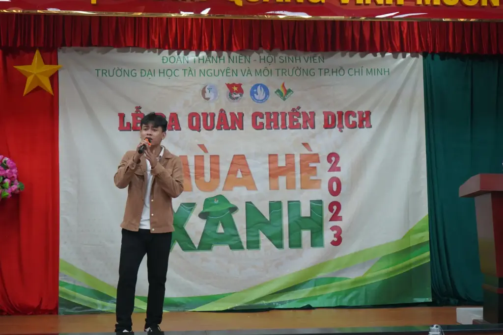 Lễ ra quân Chiến dịch Mùa Hè Xanh năm 2023 của Trường Đại học Tài nguyên và Môi trường TP.HCM