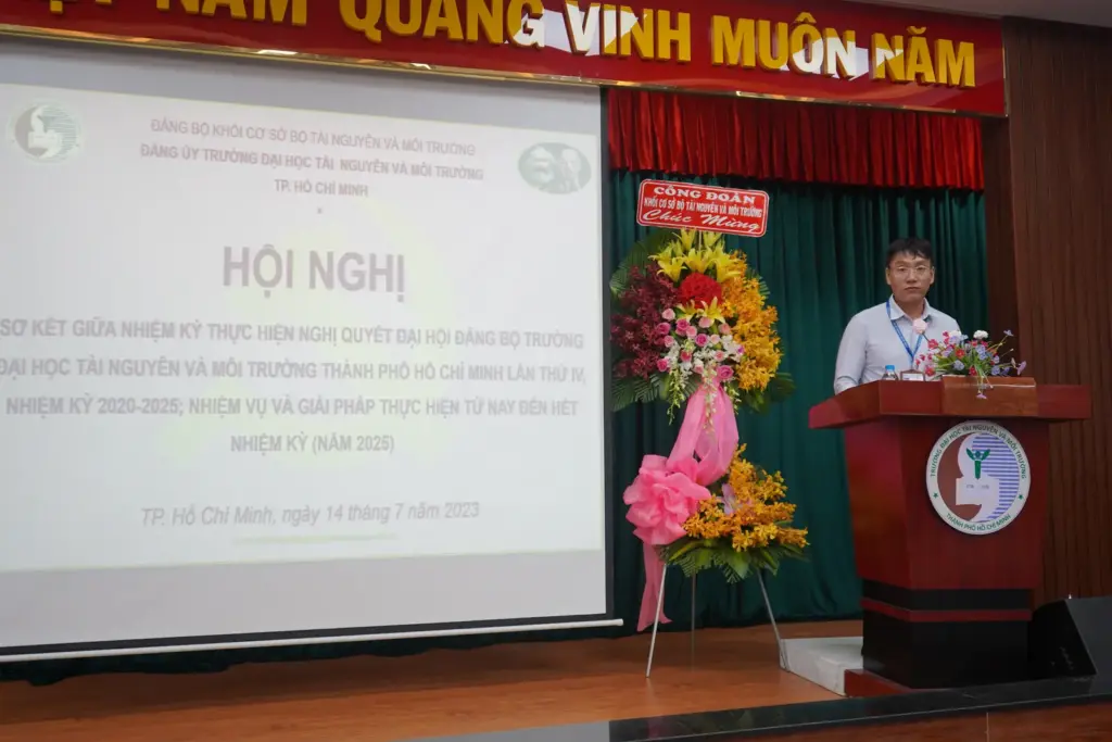 Trường ĐH Tài nguyên và Môi trường Tp. HCM