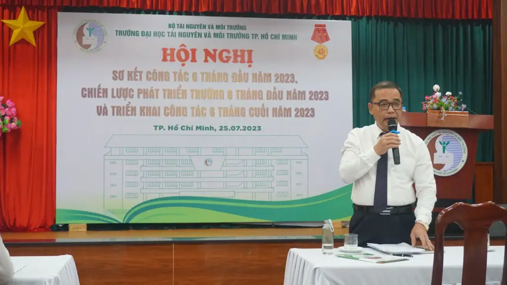 Hội nghị Sơ kết công tác 6 tháng đầu năm 2023 và thực hiện Chiến lược phát triển Trường 6 tháng đầu năm 2023 của Trường Đại học Tài nguyên và Môi trường TP.HCM