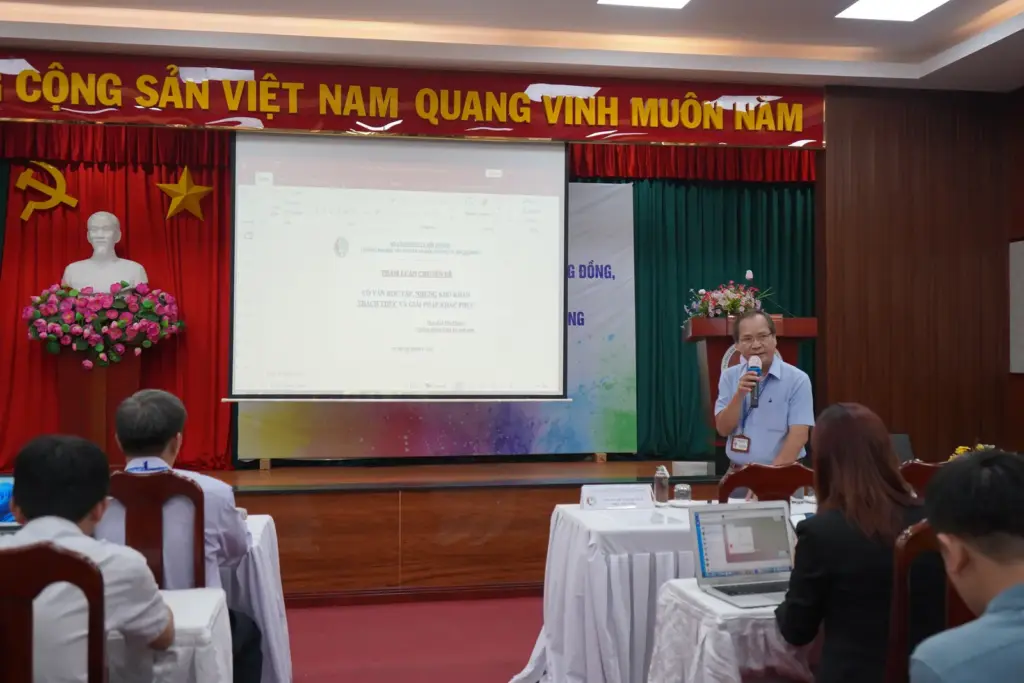 Hội thảo “Nâng cao NCKH phục vụ cộng đồng, đảm bảo chất lượng bên trong Trường Đại học Tài nguyên và Môi trường TPHCM”