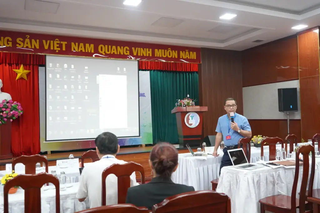 Hội thảo “Nâng cao NCKH phục vụ cộng đồng, đảm bảo chất lượng bên trong Trường Đại học Tài nguyên và Môi trường TPHCM”