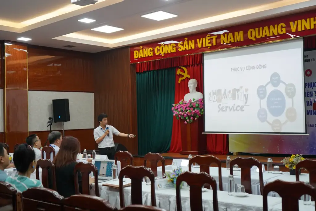 Hội thảo “Nâng cao NCKH phục vụ cộng đồng, đảm bảo chất lượng bên trong Trường Đại học Tài nguyên và Môi trường TPHCM”