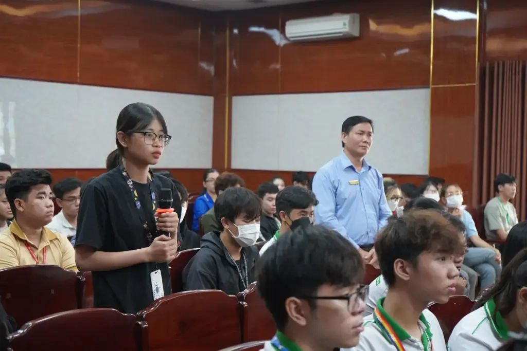 Tuyên truyền chính sách bảo hiểm y tế cho sinh viên năm học 2022-2023