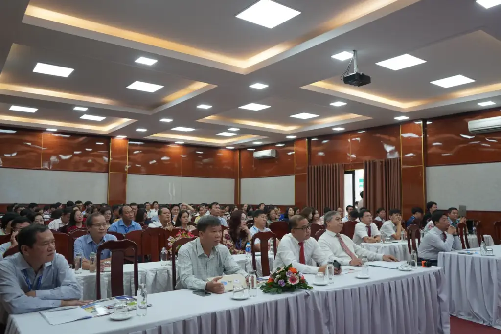 Hội nghị tổng kết công tác Đảng năm 2023 và triển khai nhiệm vụ năm 2024