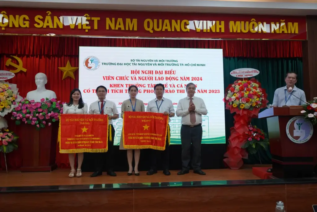 Hội nghị Đại biểu Viên chức và Người lao động năm 2024