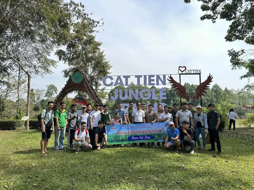 Nhật ký tham quan học tập thực tế của học viên cao học Khóa 05-06 ngành Quản lý Tài Nguyên và Môi trường
