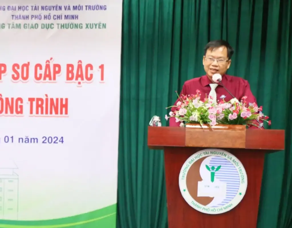 Lễ Bế giảng và Trao chứng chỉ lớp sơ cấp nghề bậc 1 nghề Trắc địa Công trình