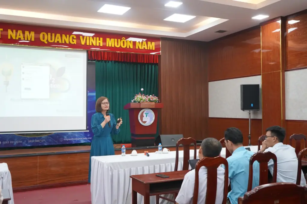 Khóa đào tạo và hướng dẫn "lập báo cáo kiểm kê khí nhà kính cấp cơ sở"