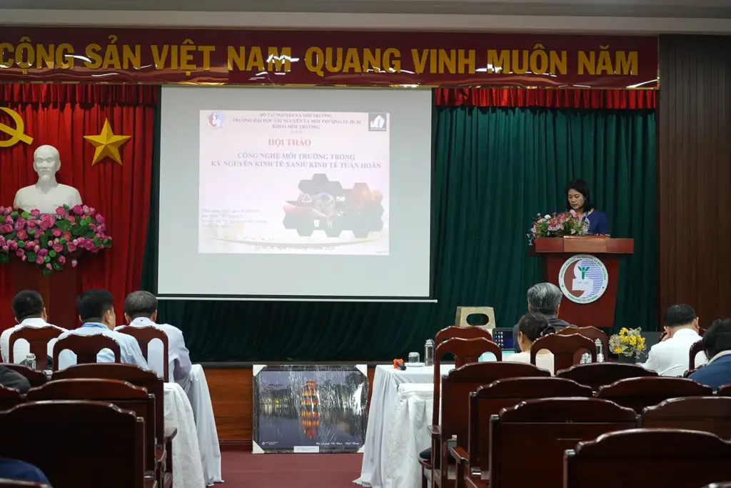 Hội thảo “Công nghệ Môi trường trong Kỷ nguyên Kinh tế Xanh/Kinh tế Tuần hoàn”