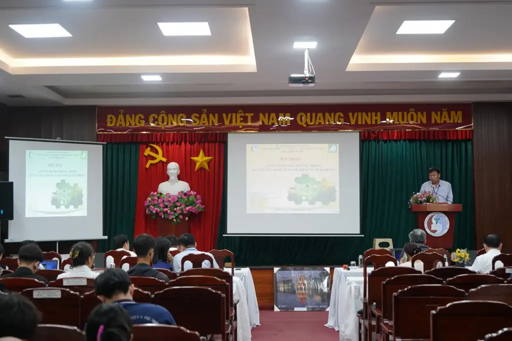 Hội thảo “Công nghệ Môi trường trong Kỷ nguyên Kinh tế Xanh/Kinh tế Tuần hoàn”