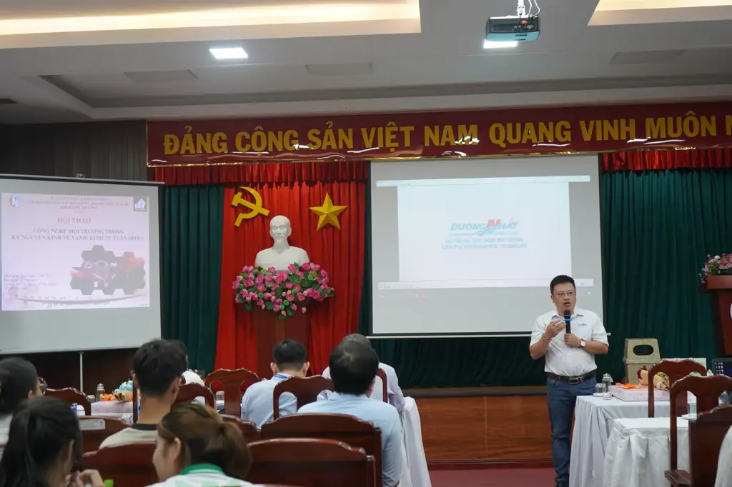 Hội thảo “Công nghệ Môi trường trong Kỷ nguyên Kinh tế Xanh/Kinh tế Tuần hoàn”
