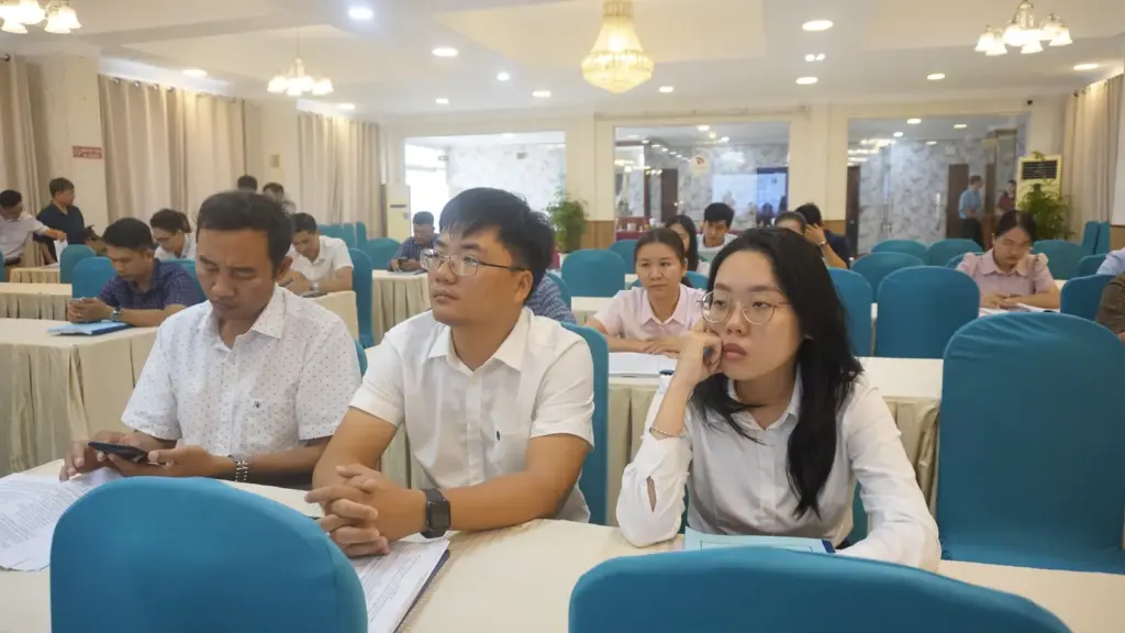 Các giải pháp thích ứng và giảm nhẹ tác động của biến đổi khí hậu đối với phát triển kinh tế - xã hội của tỉnh Bình Thuận