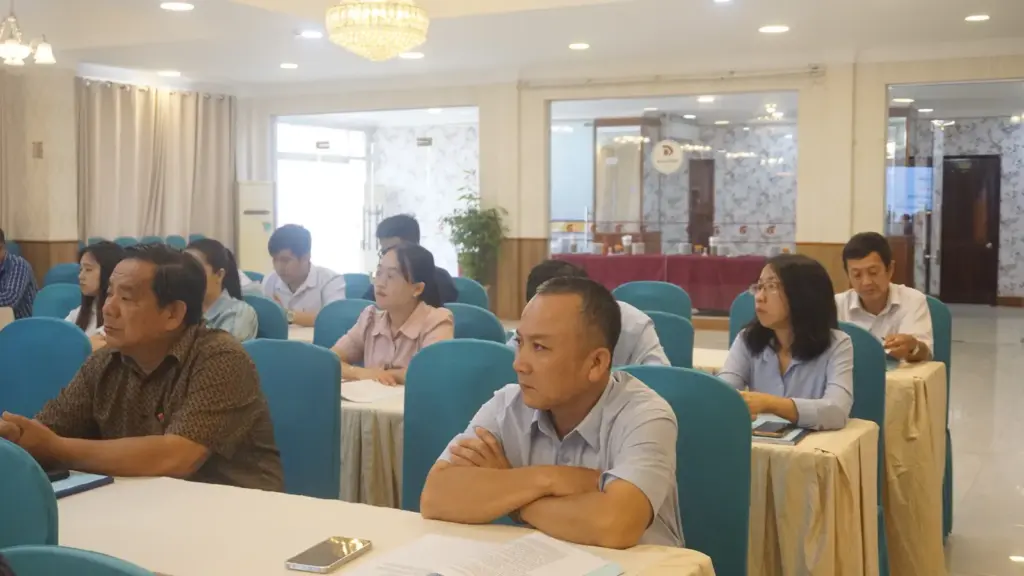 Các giải pháp thích ứng và giảm nhẹ tác động của biến đổi khí hậu đối với phát triển kinh tế - xã hội của tỉnh Bình Thuận
