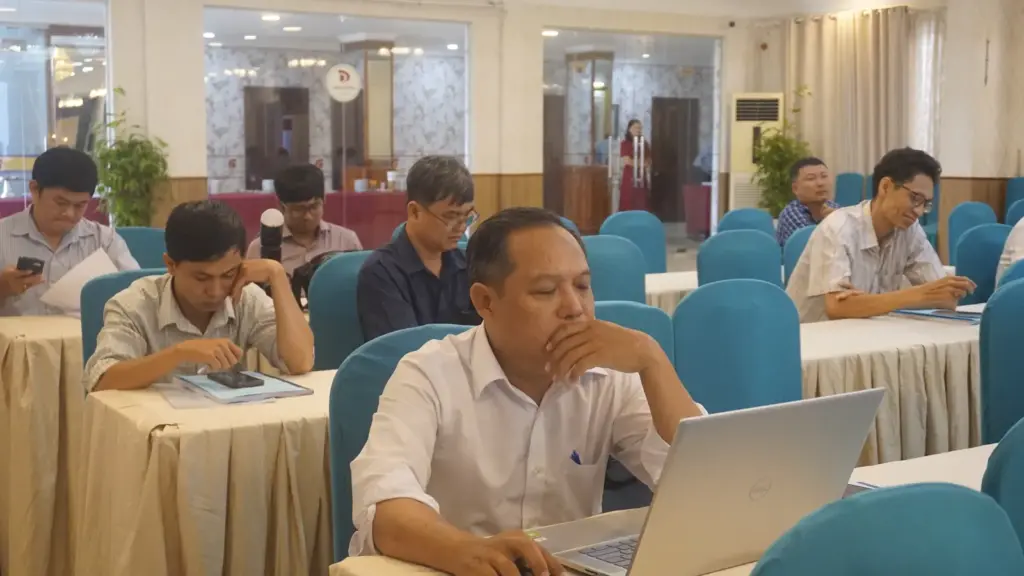 Các giải pháp thích ứng và giảm nhẹ tác động của biến đổi khí hậu đối với phát triển kinh tế - xã hội của tỉnh Bình Thuận
