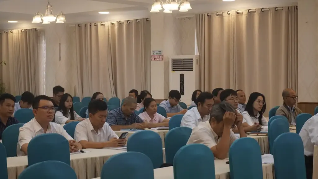 Các giải pháp thích ứng và giảm nhẹ tác động của biến đổi khí hậu đối với phát triển kinh tế - xã hội của tỉnh Bình Thuận