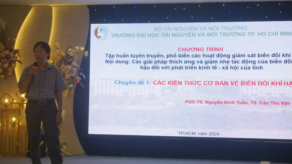 Các giải pháp thích ứng và giảm nhẹ tác động của biến đổi khí hậu đối với phát triển kinh tế - xã hội của tỉnh Bình Thuận
