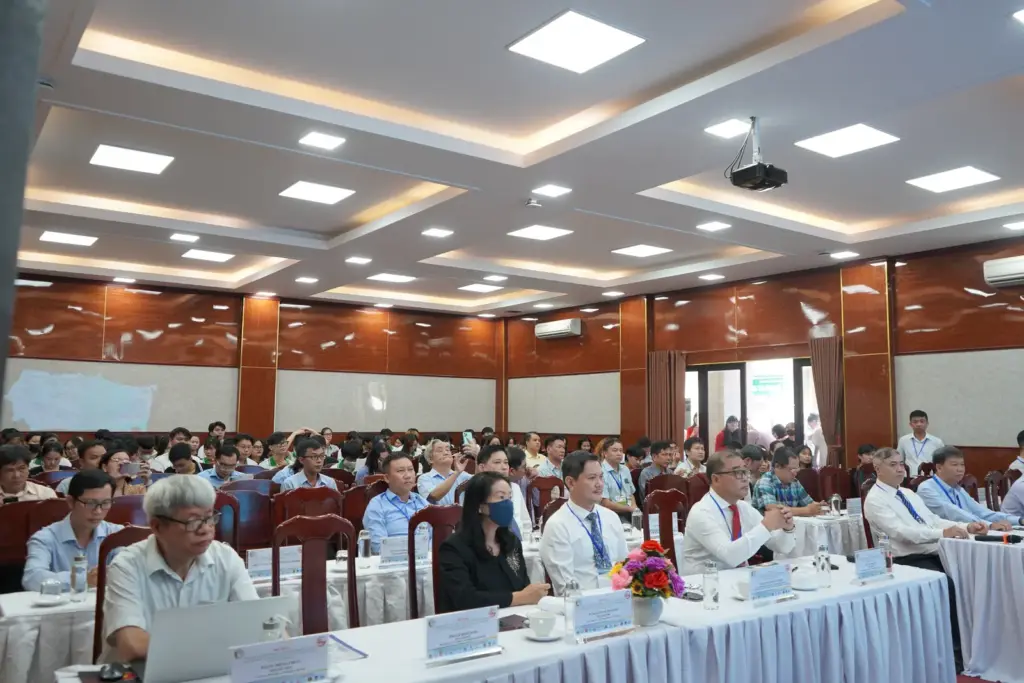 Hội thảo “Thực trạng rác thải rắn tại TP.HCM và các giải pháp quản lý, xử lý theo hướng phát triển bền vững”