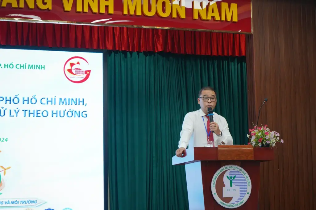 Hội thảo “Thực trạng rác thải rắn tại TP.HCM và các giải pháp quản lý, xử lý theo hướng phát triển bền vững”