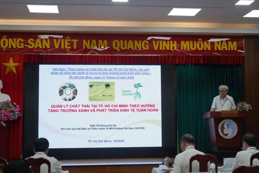 Hội thảo “Thực trạng rác thải rắn tại TP.HCM và các giải pháp quản lý, xử lý theo hướng phát triển bền vững”
