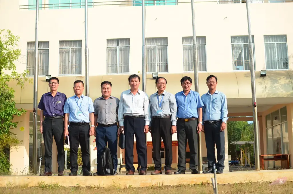 Trường ĐH Tài nguyên và Môi trường Tp. HCM