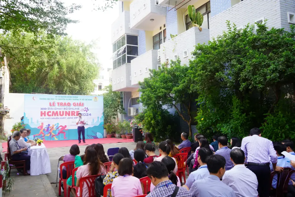 Trường ĐH Tài nguyên và Môi trường Tp. HCM