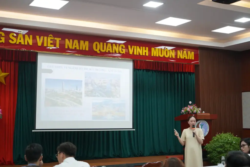 Hội thảo “Định hướng nghề nghiệp – vững bước tương lai ngành Quản lý Tài nguyên và Môi trường 2024”