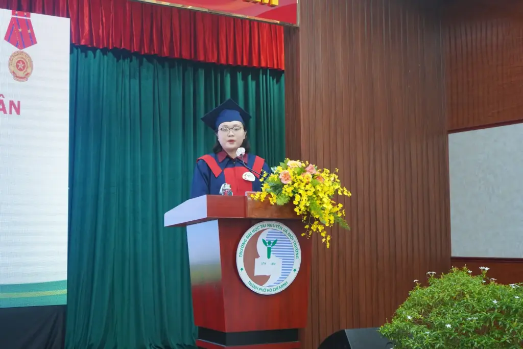 Lễ trao bằng tốt nghiệp cho Tân Cử nhân, Tân Kỹ sư đợt 1 năm 2024