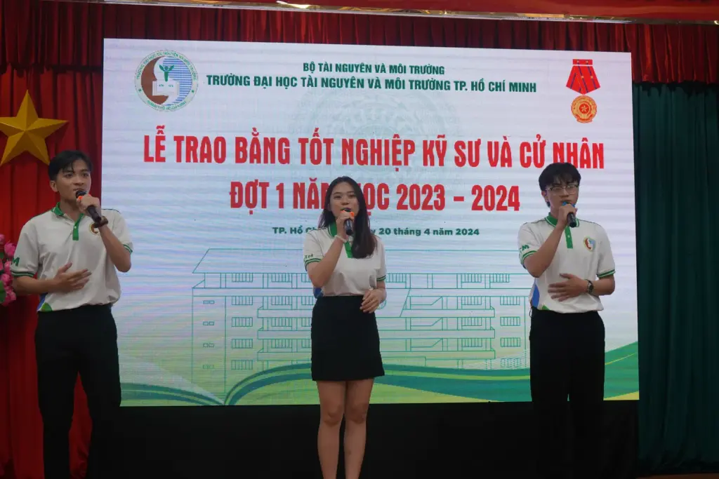 Lễ trao bằng tốt nghiệp cho Tân Cử nhân, Tân Kỹ sư đợt 1 năm 2024