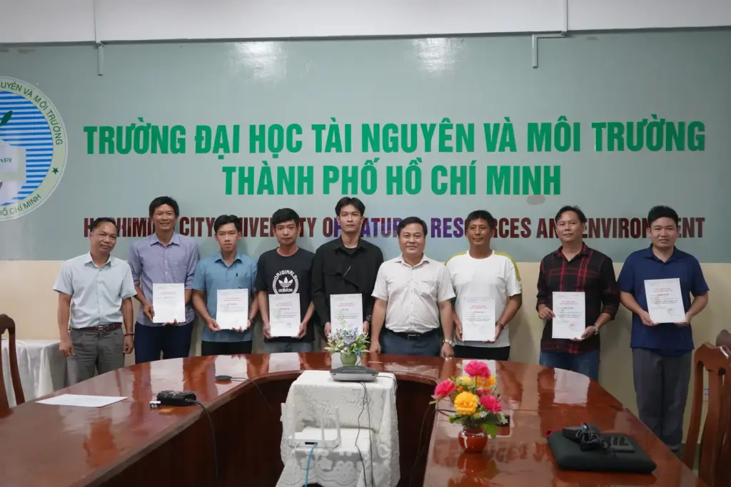 [PIC] Chương trình tập huấn bồi dưỡng kiến thức bay chụp ảnh hàng không (UAV) phục vụ thành lập bản đồ