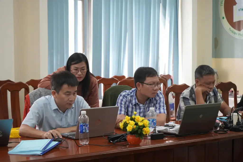 [PIC] Lớp Bồi dưỡng Kiến thức Kỹ thuật Địa chính.