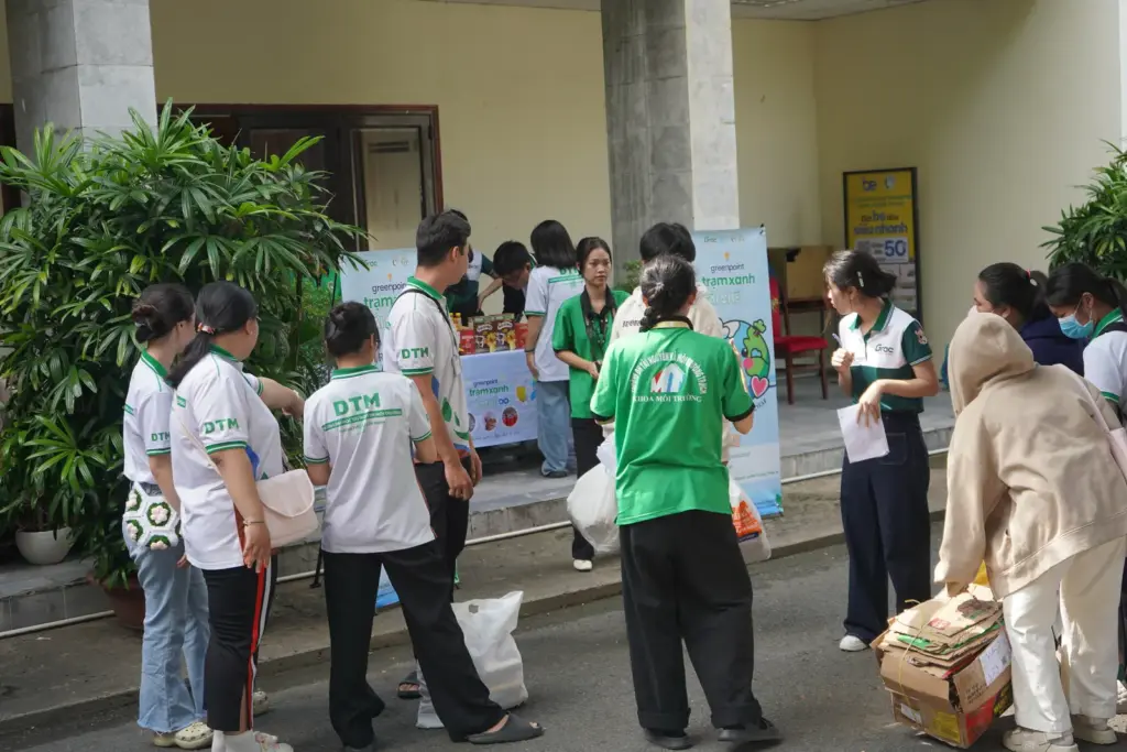 “Green Point – Trạm Xanh Tái Chế”: Lan tỏa lối sống xanh tại HCMUNRE