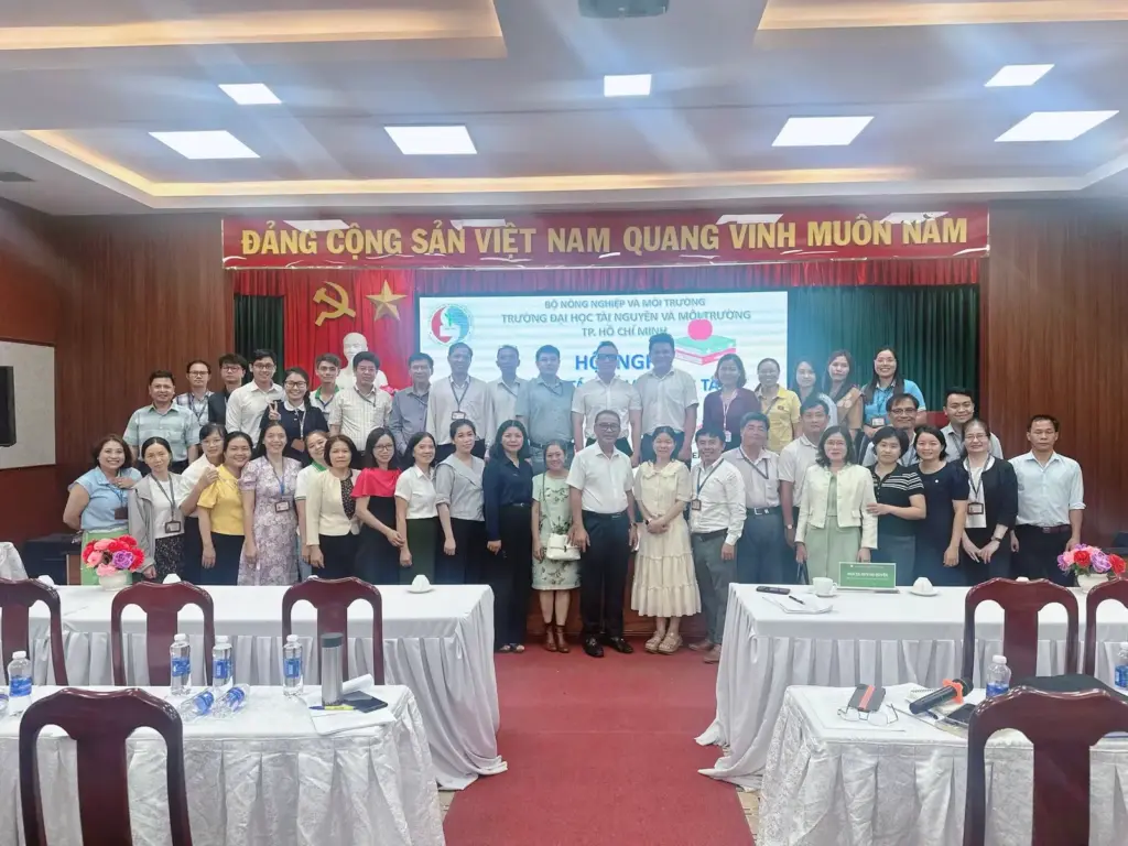 Hội nghị công tác cố vấn học tập năm 2025